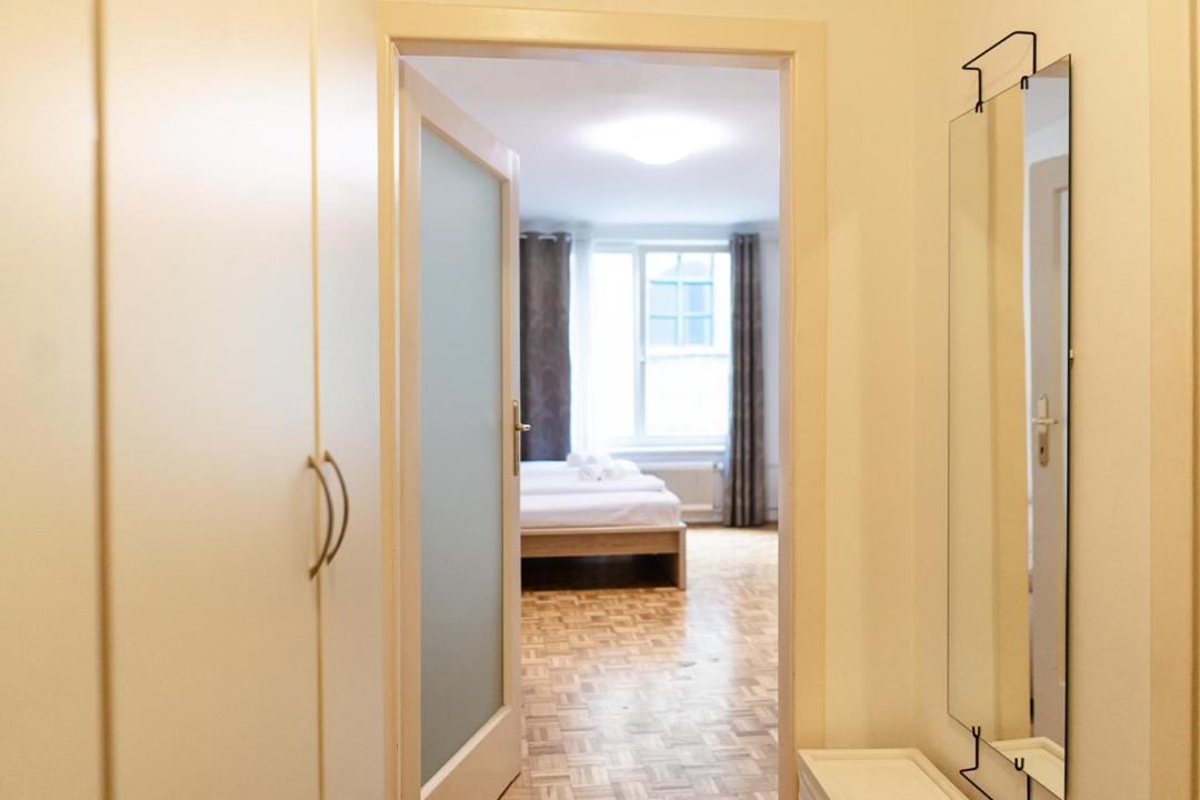 Central Living - Stephansdom Apartments Wien Rum bild
