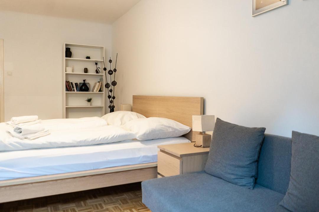 Central Living - Stephansdom Apartments Wien Rum bild