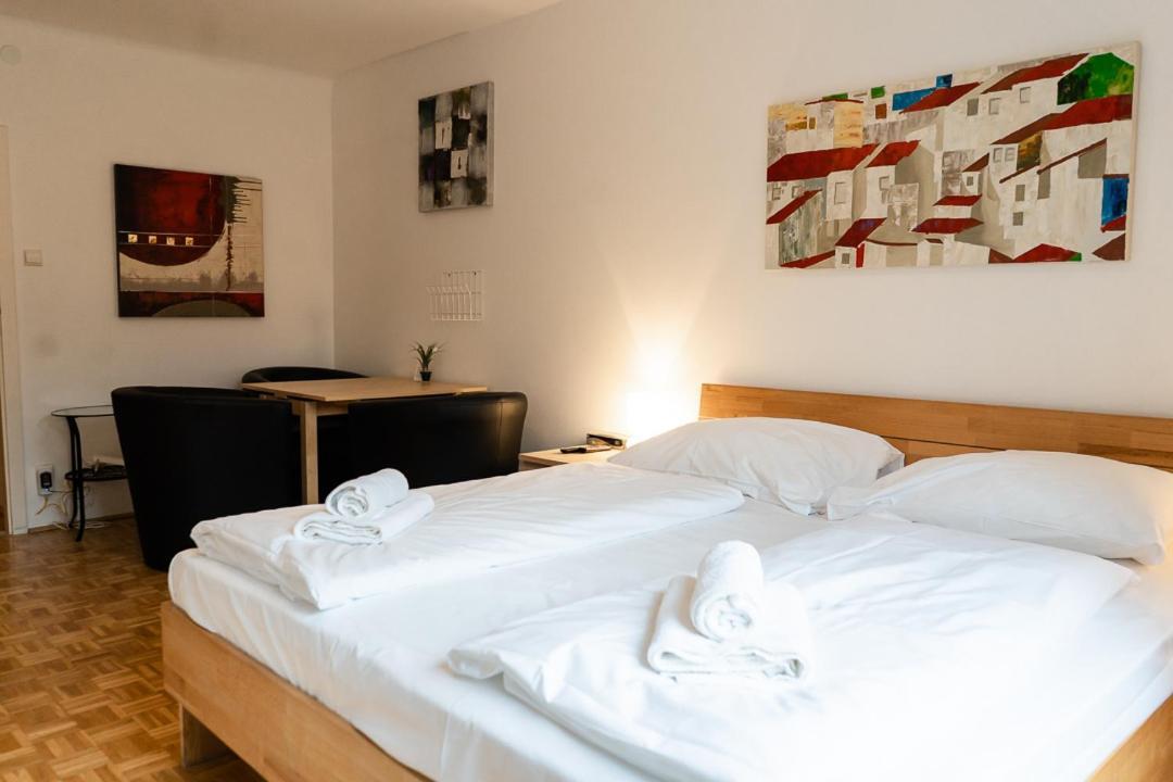 Central Living - Stephansdom Apartments Wien Rum bild
